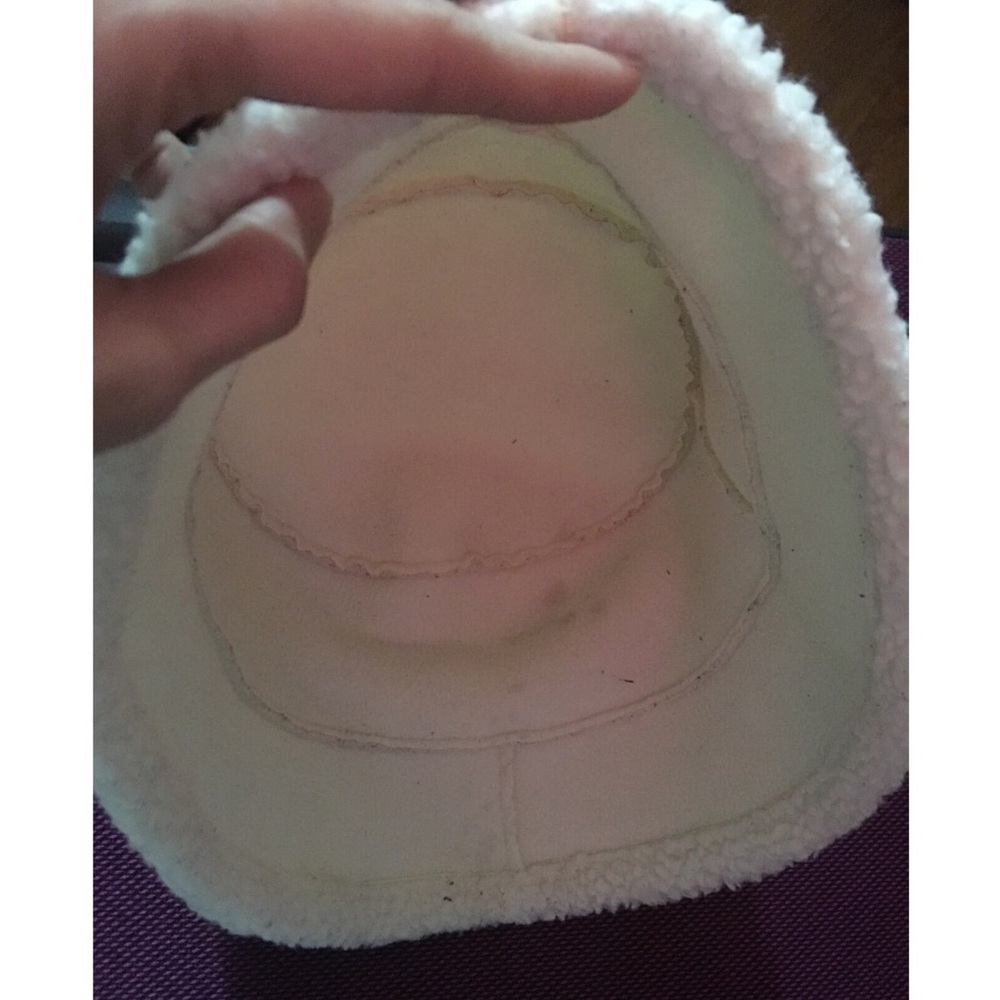 SOLD❣️Wave Bucket Hat-Beige ⛄️🌞🍁 - Picture 3 of 5